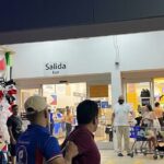 Intentan abrir vehículo en estacionamiento de Walmart en Playa del Carmen