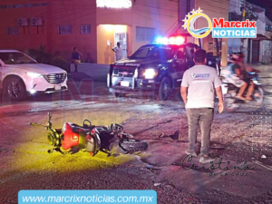 Motociclista choca en Cancún y le encuentran pistola y presuntas drogas