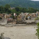 Riada en Nepal y China deja más de mil 200 muertos