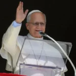 El papa León XIV reaparece en la plaza de San Pedro y agradece el apoyo de los fieles