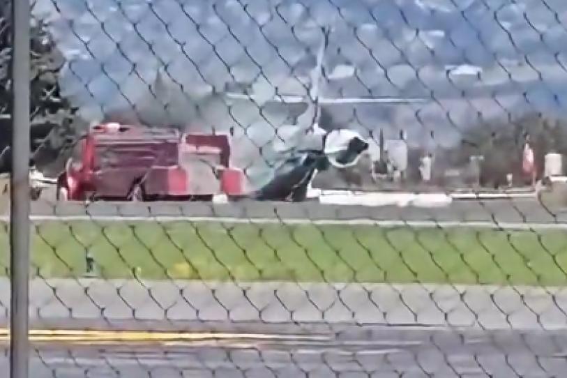 Un aterrizaje de emergencia en Toluca movilizó a cuerpos de seguridad luego de que una aeronave con 11 ocupantes presentara fallas eléctricas.