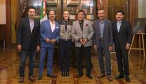 Sheinbaum anuncia homenajes a Los Tigres del Norte por sus 50 años de trayectoria