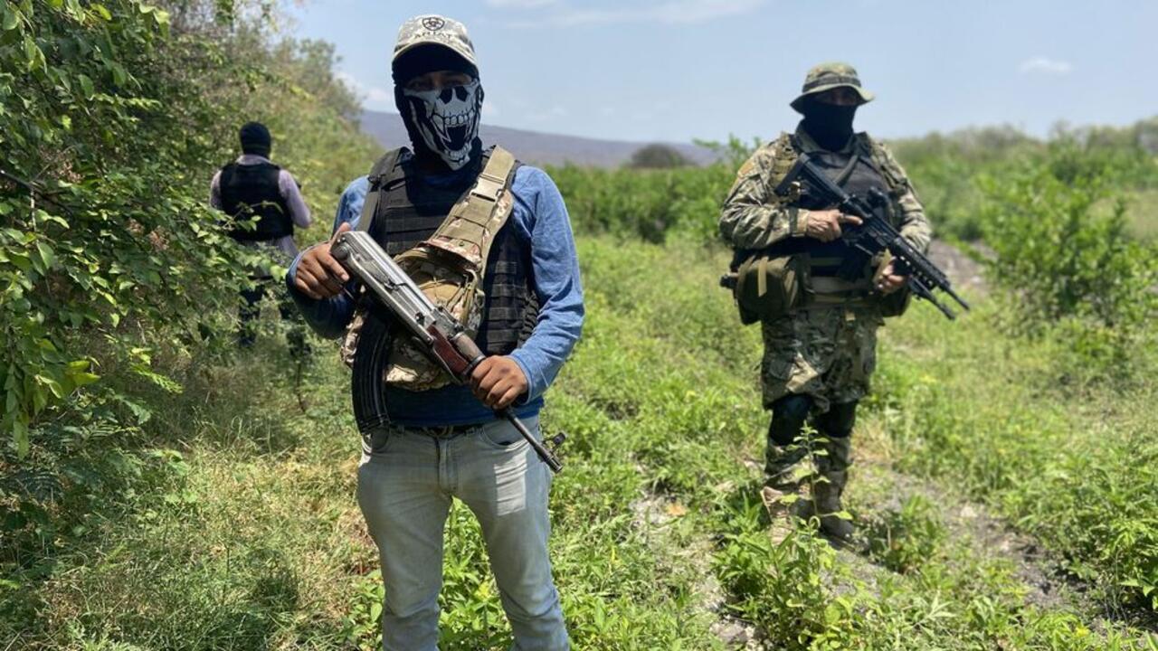 Cárteles reclutan adolescentes de Estados Unidos para el tráfico de armas a México