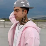 Reportan detención de Naim Darrechi en aeropuerto de Madrid