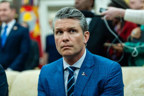 Estados Unidos dice controlar Ormuz y mantiene todas las opciones contra Irán