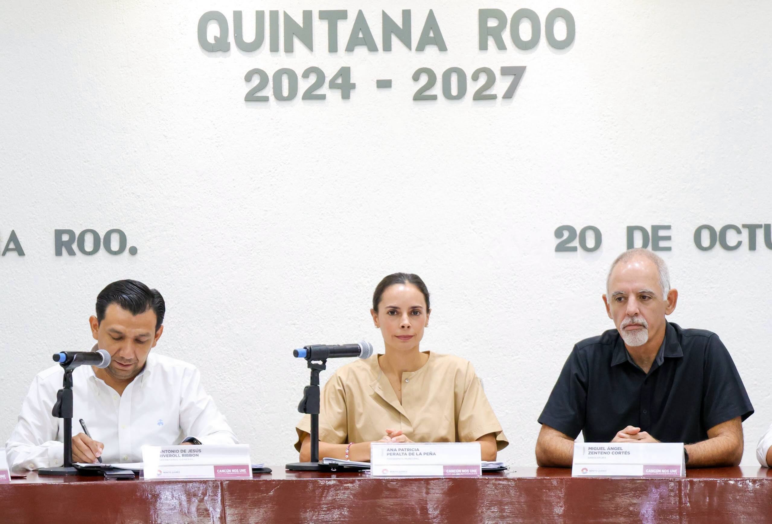 Donan tres terrenos para construir bachilleratos en Cancún