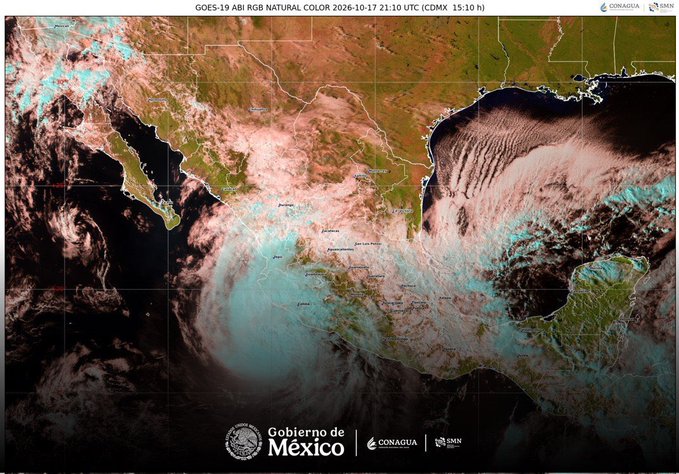 Huracán Trudy vuelve a categoría 2 y se acerca a las costas de Colima y Jalisco