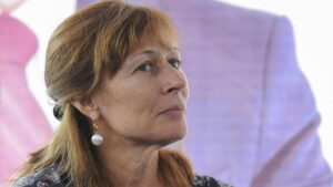 Tatiana Clouthier llama a exigir candidaturas transparentes en Nuevo León y lanza indirecta a Clara Luz Flores